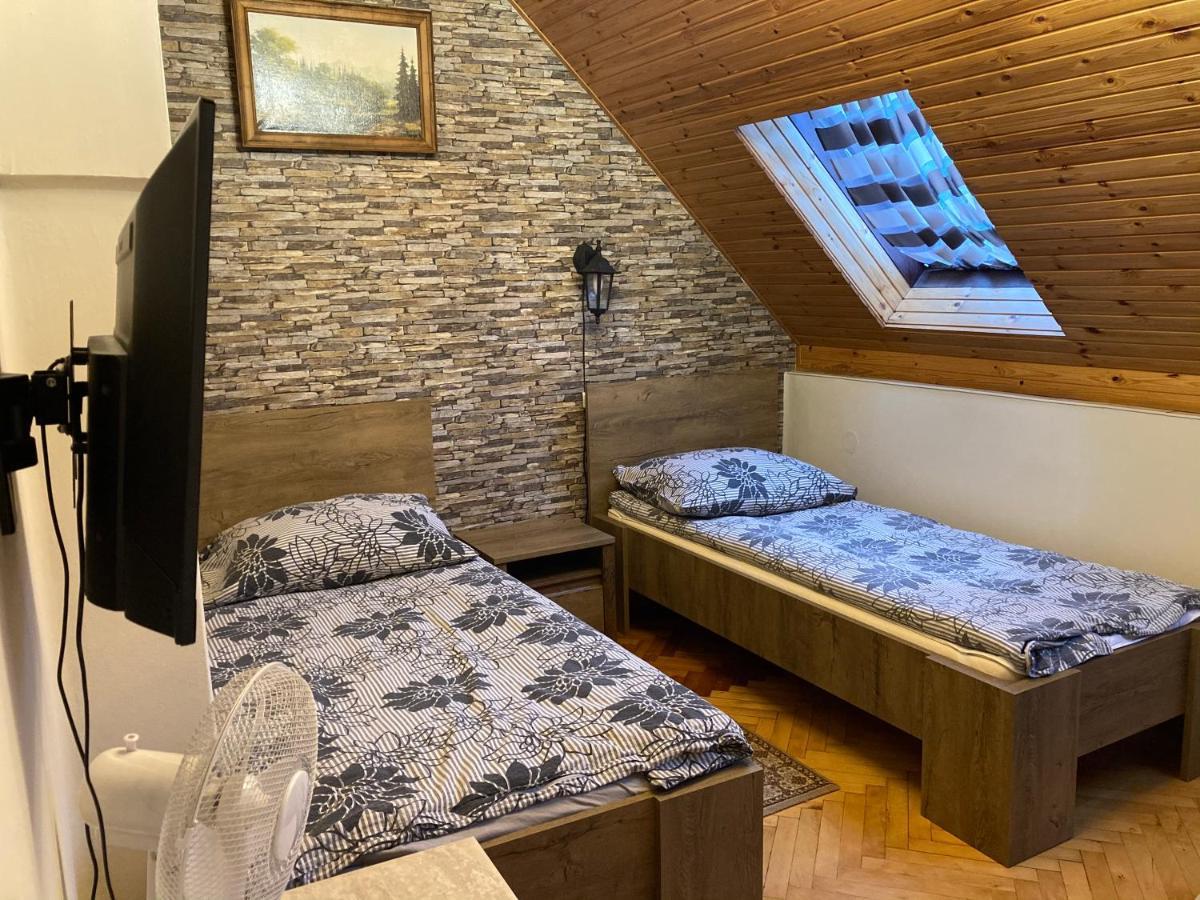 No1 Vendeghaz Hotel Parád Eksteriør billede
