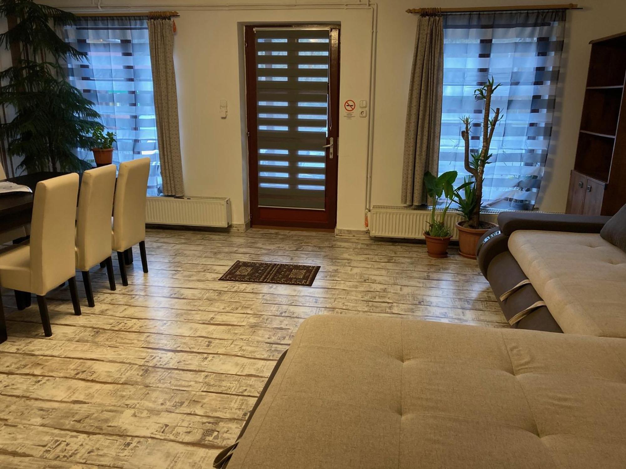 No1 Vendeghaz Hotel Parád Eksteriør billede